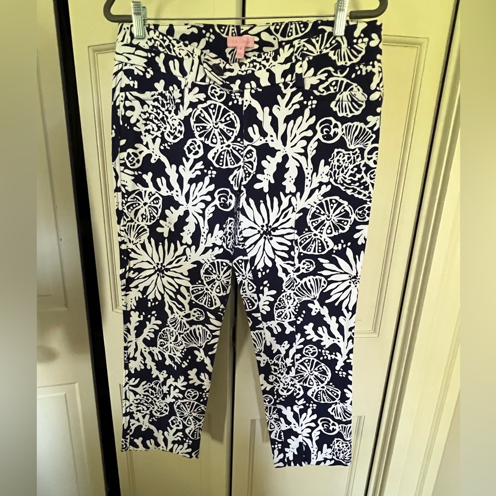 Lilly Pulitzer Under the Sea Luxury Capri Size 10 EUC